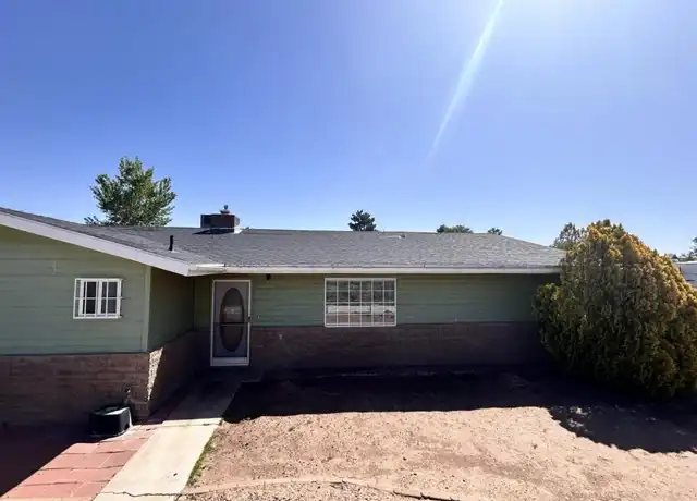 Property at 1632 W Greer Ave, Holbrook, AZ, 86025, 3 beds, 2 baths, [object Object]