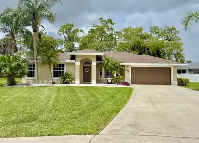 Property at 228 Park Rd N, Royal Palm Beach, FL, 33411, 4 beds, 2 baths, [object Object]