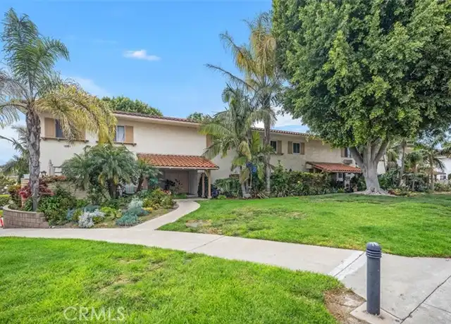 Property at 2301 Via Puerta Unit B, Laguna Woods, CA, 92637, 2 beds, 3 baths, [object Object]