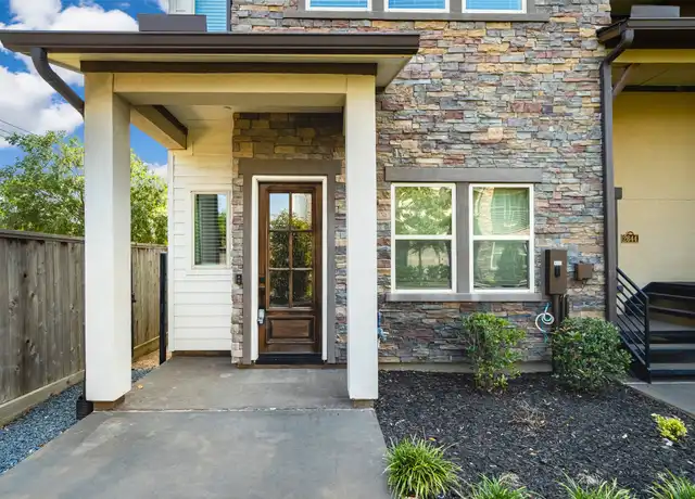 Property at 2640 Fountain Key Blvd, Houston, TX, 77008, 3 beds, 3.5 baths, [object Object]