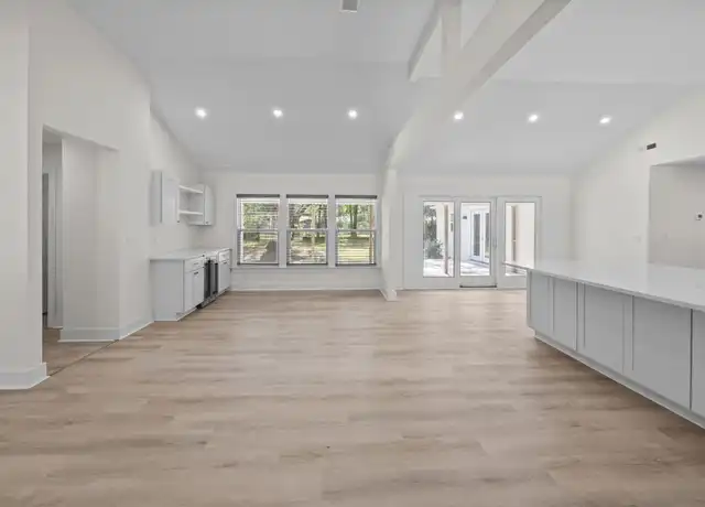 Property at 920 Julia St, Charleston, SC, 29412, 5 beds, 3.5 baths, [object Object]