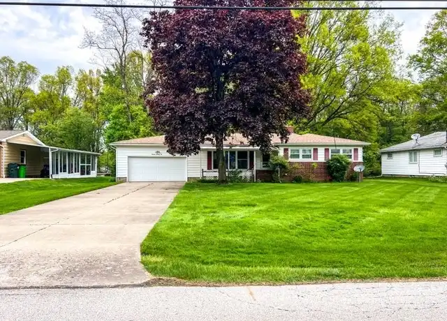 Property at 1971 Bryn Mawr Dr, Stow, OH, 44224, 3 beds, 2 baths, [object Object]