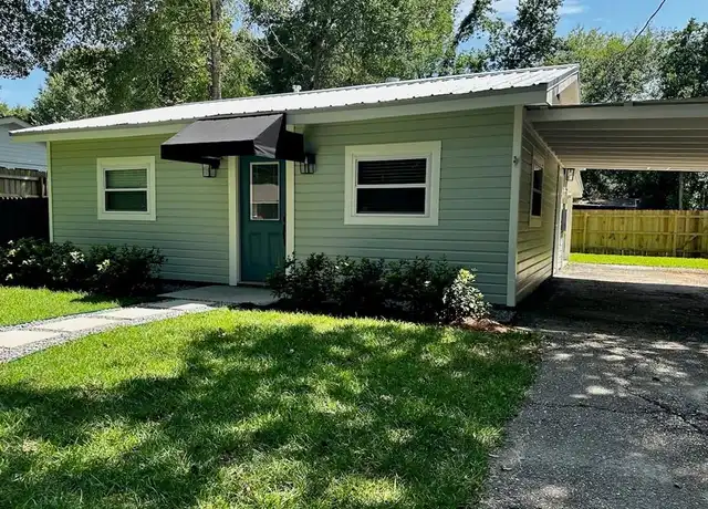 Property at 407 E 2nd Ave, Covington, LA, 70433, 2 beds, 1 bath, [object Object]