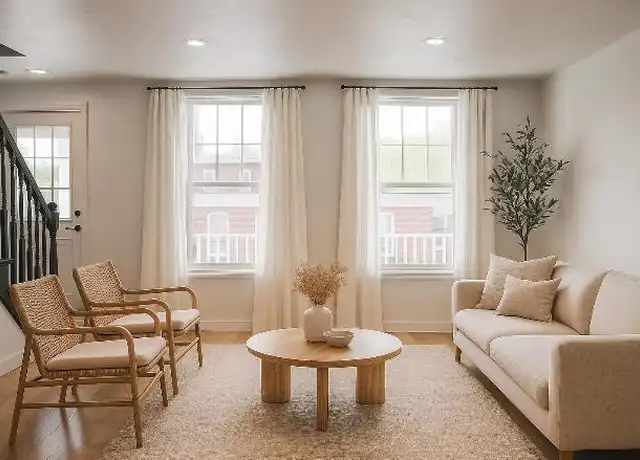 Property at 554 Main St, Sturbridge, MA, 01518, 2 beds, 2 baths, [object Object]