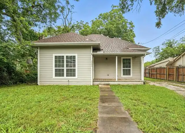 Property at 3202 Caddo St, Greenville, TX, 75401, 3 beds, 2 baths, [object Object]