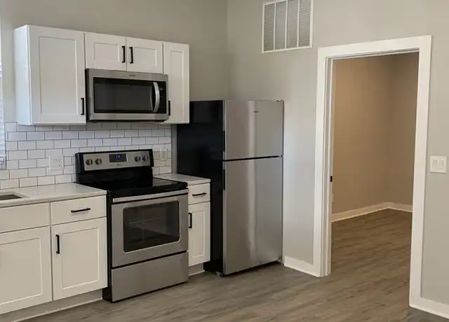 Property at 326 Saint Clair Ave, Columbus, OH, 43203, 1 bed, 1 bath, [object Object]