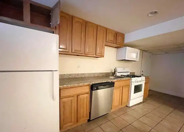 Property at 1568 Tremont St Unit 1, Boston, MA, 02120, 3 beds, 1 bath, [object Object]