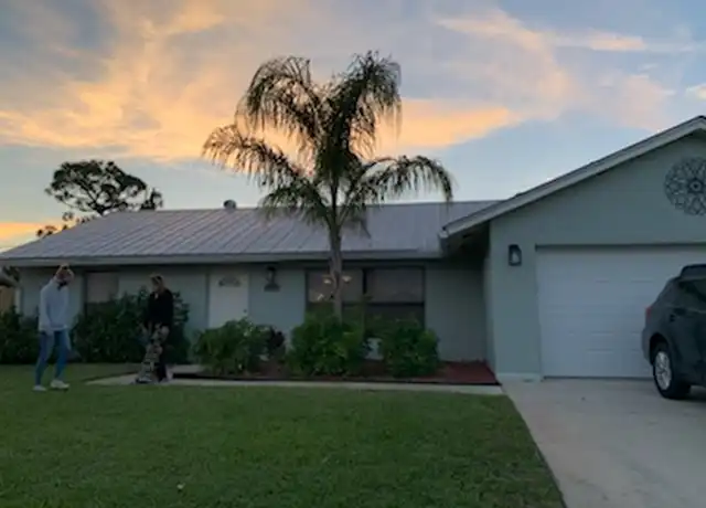 Property at 19945 Gardenia Dr, Jupiter, FL, 33469, 3 beds, 2 baths, [object Object]