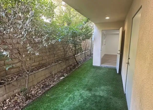 Property at 16551 Vine Ter Unit A, Lake Balboa, CA, 91406, 0 beds, 1 bath, [object Object]