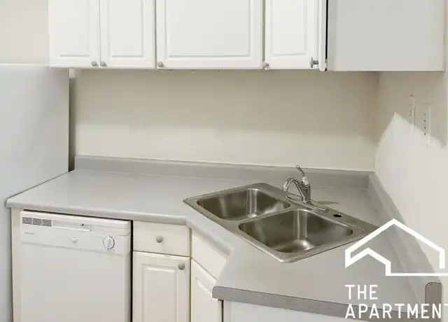 Property at 1902 W Winnemac Ave, Chicago, IL, 60640, 2 beds, 1 bath, [object Object]