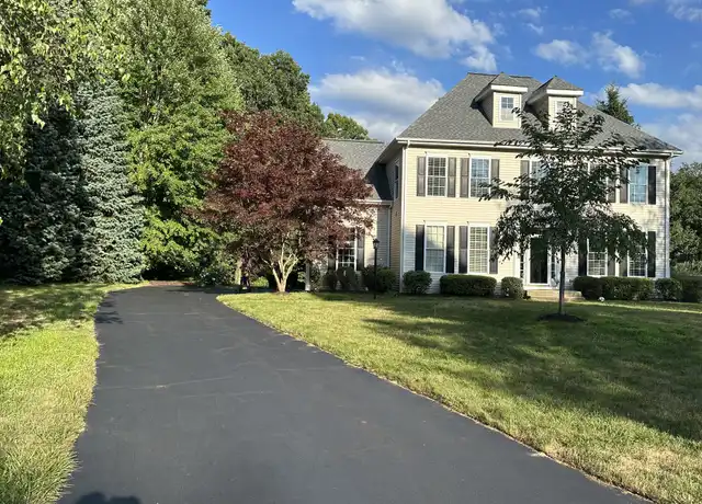 Property at 41 Buckingham Rd, Avon, CT, 06001, 4 beds, 2.5 baths, [object Object]