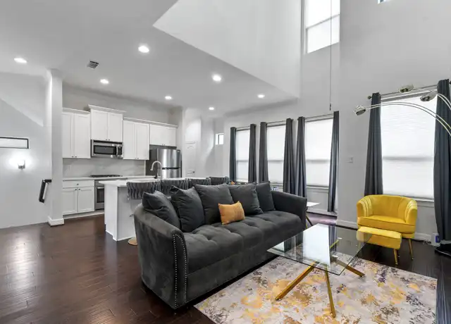 Property at 1415 Holly St Unit B, Houston, TX, 77007, 3 beds, 3.5 baths, [object Object]