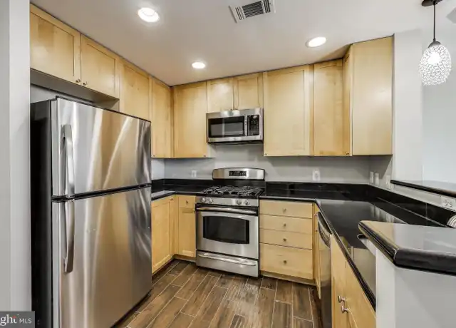 Property at 3600 S Glebe Rd Unit 914, Arlington, VA, 22202, 1 bed, 1 bath, [object Object]