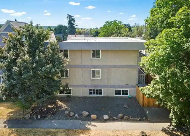 Property at 1907 W Broadway Ave Apt 6, Spokane, WA, 99201, 2 beds, 1 bath, [object Object]