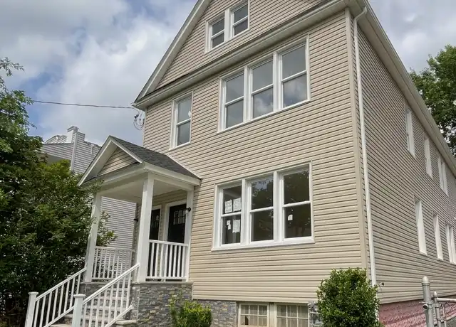 Property at 108 W Price St Unit 1, Linden, NJ, 07036, 2 beds, 1 bath, [object Object]