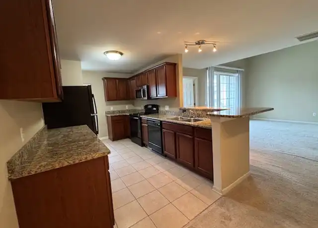 Property at 8471 Towne Center Cir Unit 95, Warren, MI, 48093, 2 beds, 2.5 baths, [object Object]