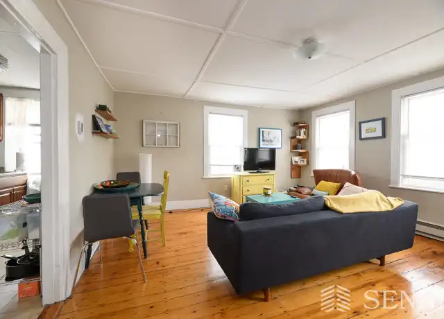 Property at 720 Massachusetts Ave Unit 3, Cambridge, MA, 02139, 1 bed, 1 bath, [object Object]