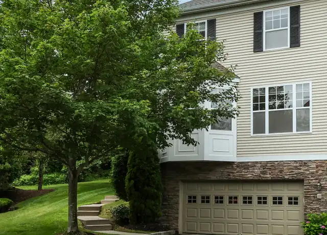 Property at 39 Woodcrest Ln #39, Danbury, CT, 06810, 3 beds, 2.5 baths, [object Object]