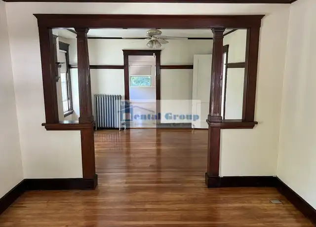Property at 10 Pine Ridge Rd Unit 1, Arlington, MA, 02476, 2 beds, 1 bath, [object Object]