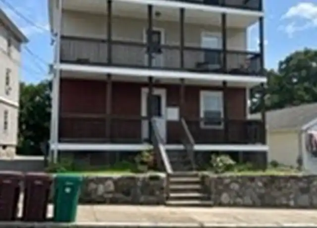 Property at 91 Cote Ave Unit 1st Floor, Woonsocket, RI, 02895, 3 beds, 1 bath, [object Object]