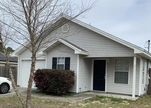Property at 479 Sara Ave, Mary Esther, FL, 32569, 3 beds, 2 baths, [object Object]