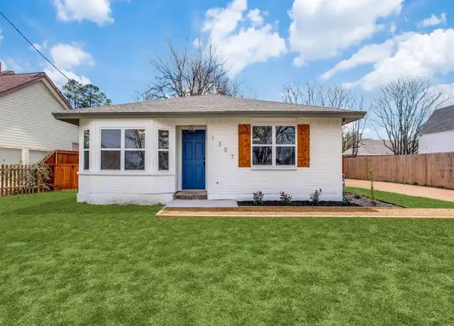 Property at 1307 Worthington St, Grapevine, TX, 76051, 2 beds, 2 baths, [object Object]
