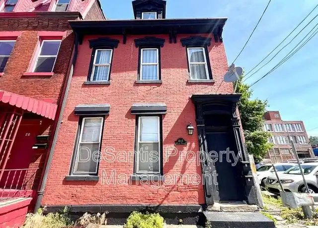 Property at 1815 Locust St Unit 2, Pittsburgh, PA, 15219, 2 beds, 1 bath, [object Object]