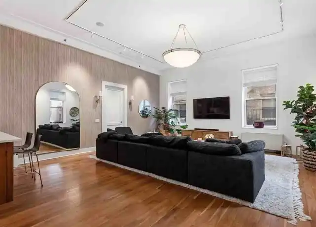 Property at 426 W 58th St Unit 4A, New York, NY, 10019, 2 beds, 2 baths, [object Object]
