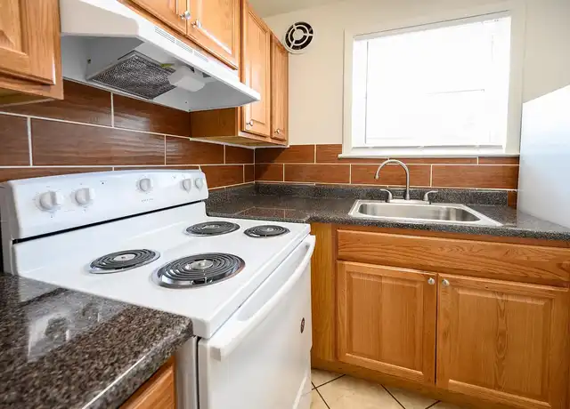 Property at Bishop and Stratford Court - 20 Bishop Ter, Stratford, NJ, 08084, 1 bed, 1 bath, [object Object]