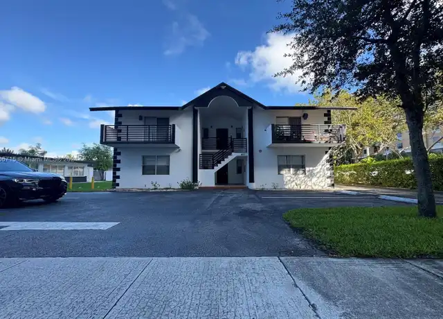 Property at 411 SE 10th St, Hallandale Beach, FL, 33009, 2 beds, 1 bath, [object Object]