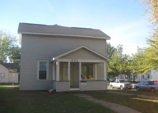 Property at 324 5th Ave, Eau Claire, WI, 54703, 3 beds, 1 bath, [object Object]