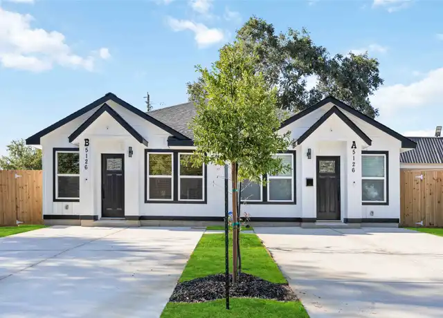 Property at 5126 Pershing St Unit A, Houston, TX, 77033, 3 beds, 2 baths, [object Object]
