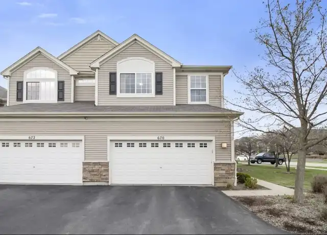Property at 670 S Jade Ln Unit 670, Round Lake, IL, 60073, 2 beds, 2.5 baths, [object Object]