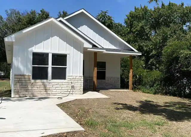 Property at 535 W Ford St, Denison, TX, 75020, 3 beds, 2 baths, [object Object]