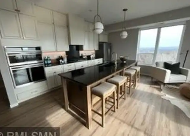 Property at 3701 E 80th St, Bloomington, MN, 55425, 2 beds, 1 bath, [object Object]