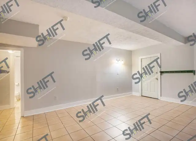Property at 325 Crescent St NE Unit 4, Grand Rapids, MI, 49503, 2 beds, 1 bath, [object Object]