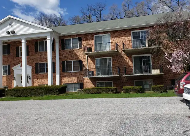 Property at 2108 Cedar Run Dr Unit 208, Camp Hill, PA, 17011, 1 bed, 1 bath, [object Object]