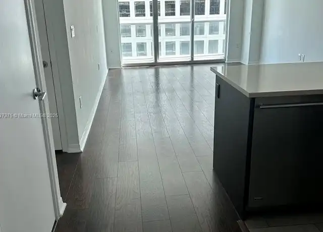 Property at 500 Brickell Ave #2106, Miami, FL, 33131, 1 bed, 1 bath, [object Object]