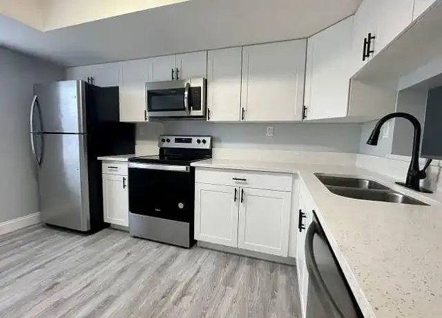 Property at Janie B Apartments - 5305 N Boulevard, Tampa, FL, 33603, 1-2 bed, 1-2 bath, [object Object]