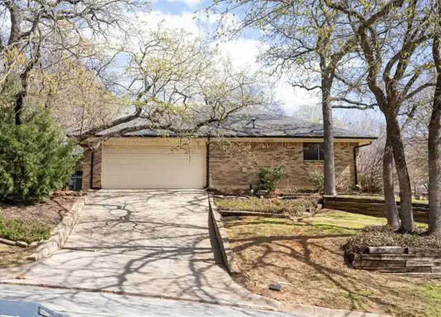 Property at 2225 Prestonwood Dr, Arlington, TX, 76012, 4 beds, 3 baths, [object Object]