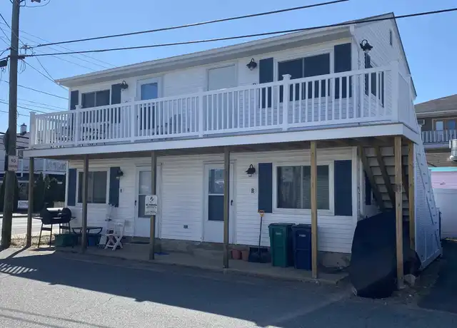 Property at 1 Bragg Ave Unit A, Hampton, NH, 03842, 1 bed, 1 bath, [object Object]