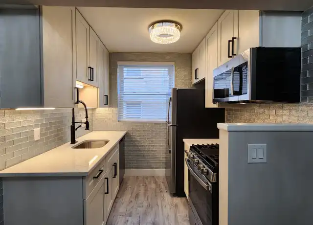 Property at **One Bedroom Located in Clayton***Brand New Rehabbed Apartment***In Unit Washer/Dryer + Covered Par - 6616 Alamo Ave, Saint Louis, MO, 63105, 1 bed, 1 bath, [object Object]
