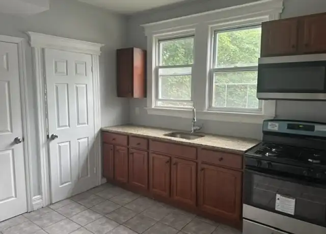 Property at 314 Amherst St, East Orange, NJ, 07018, 3 beds, 1 bath, [object Object]