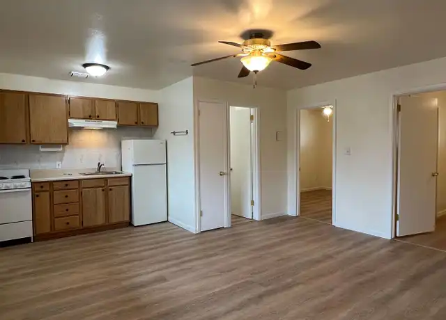 Property at 320 J St #5, Cheney, WA, 99004, 2 beds, 1 bath, [object Object]