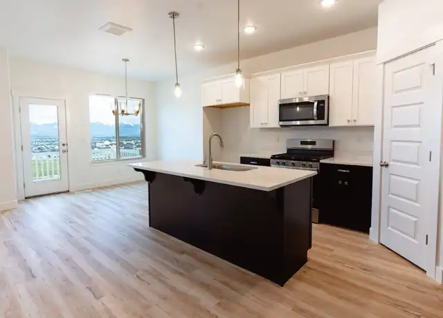 Property at 2728 Blue Dawn Ln Rm 4, Saratoga Springs, UT, 84045, 4 beds, 2.5 baths, [object Object]