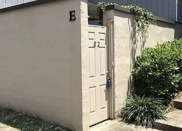 Property at 3350 Altamont Rd Unit SOUTHE2, Birmingham, AL, 35205, 1 bed, 1 bath, [object Object]