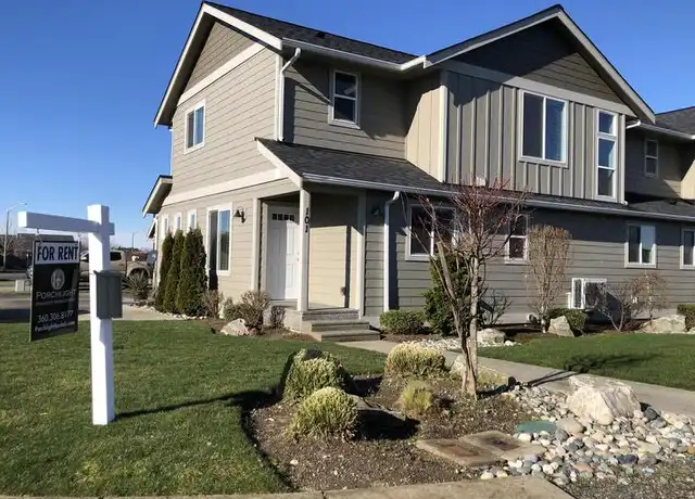 Property at 8841 Line Rd Unit 1, Lynden, WA, 98264, 3 beds, 2.5 baths, [object Object]