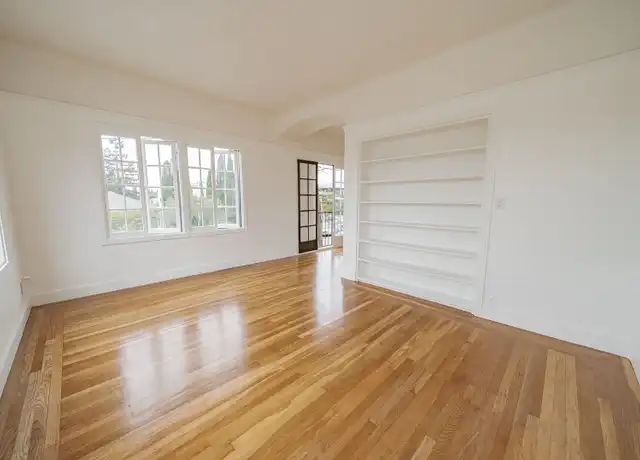 Property at 970 Vermont St Unit 2, Oakland, CA, 94610, 1 bed, 1 bath, [object Object]
