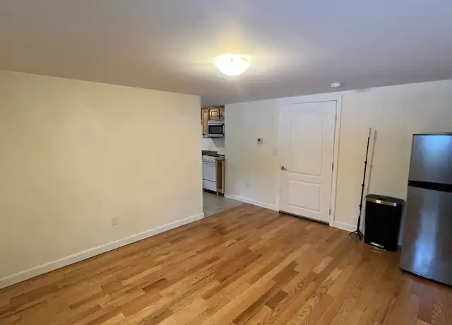 Property at 14 Garrison Ln, Madbury, NH, 03823, 1 bed, 1 bath, [object Object]