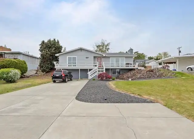 Property at 3603 W Canal Dr, Kennewick, WA, 99336, 1 bed, 1 bath, [object Object]